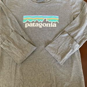 Patagonia kids girls long sleeve T- shirt
